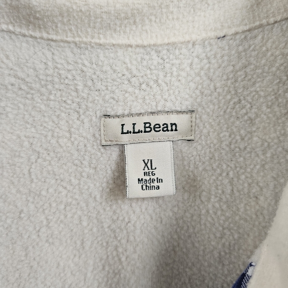 L.L. Bean Women's  Fleece Lined Flannel Shirt - Picture 3 of 7